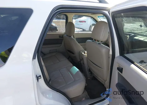 2009 Ford Escape Xlt z USA, uszkodzony, nr VIN 1FMCU93779KB56077